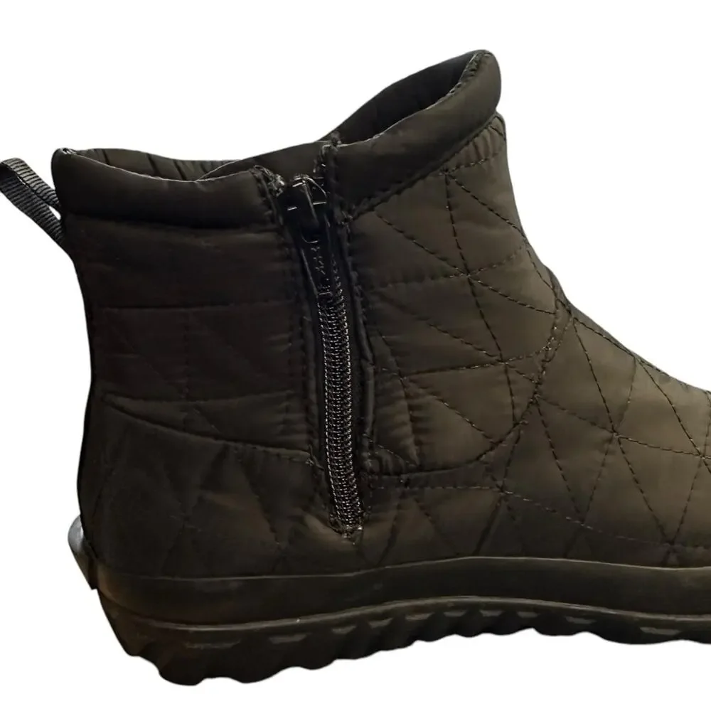 BOGS Snowday ll Black Quilted Short Boots Waterproof Size 7